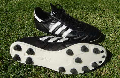 crampon adidas copa mundial